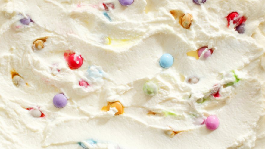 Värvilised jäätisepärlid (illustreeriv)
