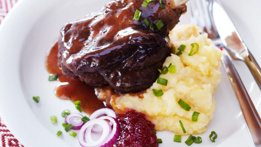 Pohla ja punase sibula moos.