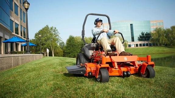 Hea manööverdamisvõime võimaldab niitmise aega kokku hoida.