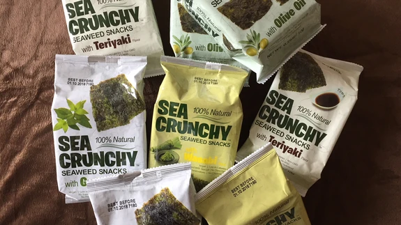 Kuivatatud merevetikate snäkid.