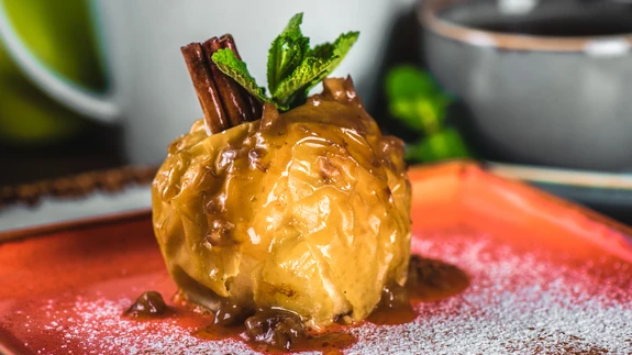 Ahjuõunad viivad lihtsalt keele alla. Vali õunte juurde ka meeldiv lisand.