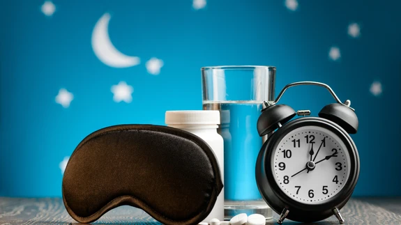 Katkendliku une puhul võib abi olla hoopis pikatoimelisest melatoniinist, mis hoiab vere melatoniinitaseme piisavalt kõrgena terve öö vältel.