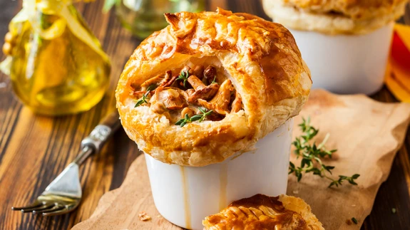 Pirukate valmistamiseks võid kasutada meelepäraseid seeni.