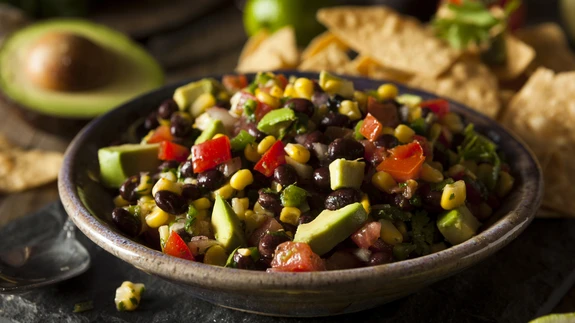 Vale-kaaviari salat.