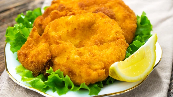 Toidukorrast järelejäänud šnitslid võib panna hommikul võileiva peale.