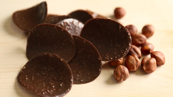 Tainarulli abil saame õhukestest küpsistest kartulikrõpse meenutavad laastud.