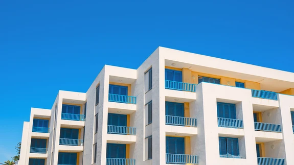 Uue seaduse kehtima hakkamisest ei teki käibele enam ühtegi eraldiseisvat korteriomandina kinnistusraamatusse sissekantud panipaika ega garaažikohta.