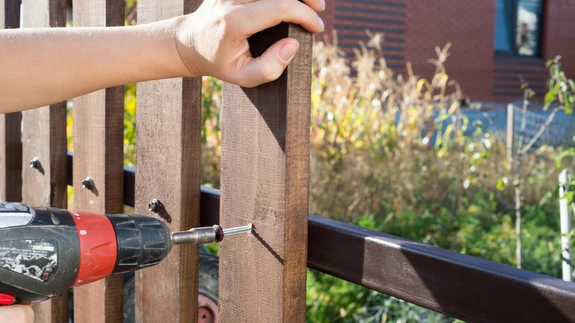 Enimlevinud eesaedade materjal on puit.