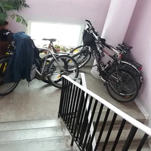 Jalgrattad on sulgenud liikumistee.