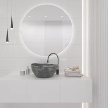 Vannitoa pilgupüüdjaks on kogu korteri etnovaibi hästi sulanduv keraamiline valamu Vulyk.