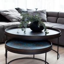 Norte Monde kandiklaudade komplekt on samuti salongist Treimann Mööbel & Disain. Sarja on loonud kunstnik Dawn Sweitzer ning kandikupõhjad on valminud käsitoona.